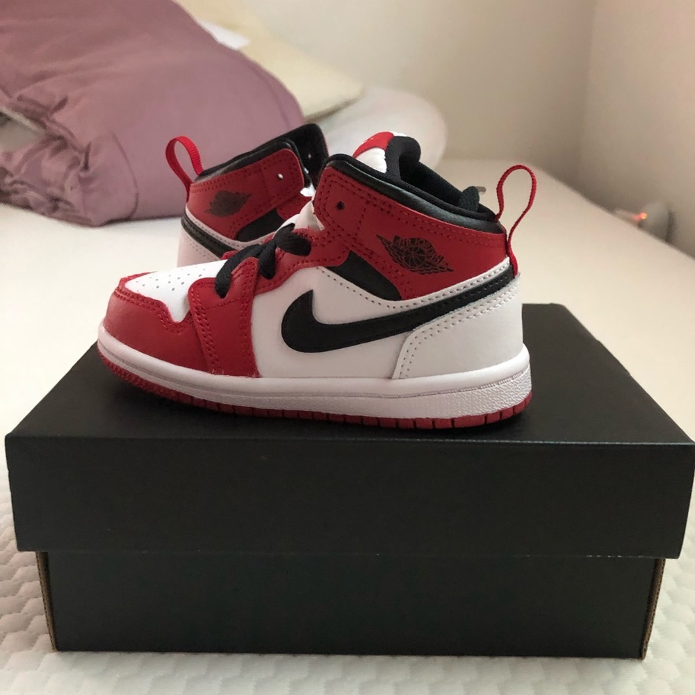 Toddler Jordan 1